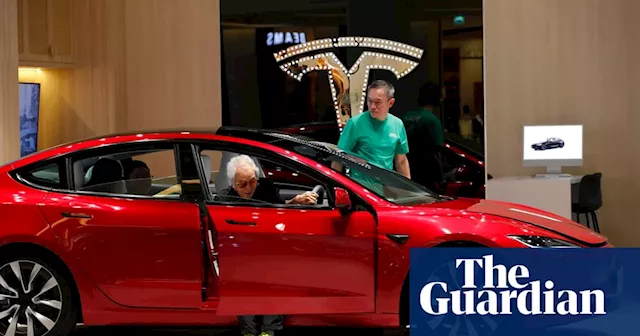 ‘No longer a novelty’: massive rise in Australian EV sales, industry report finds