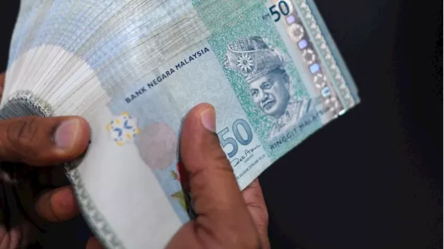 Adopt 'Malaysia First' attitude to strengthen ringgit, says country's finance ministry