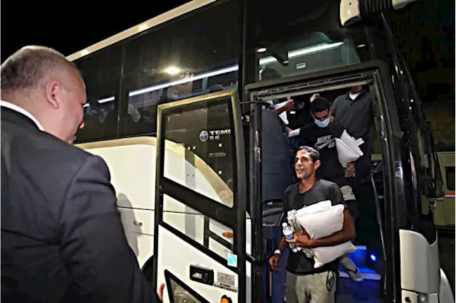  Bus company slams brakes on sending asylum-seekers to NYC as Adams admin lawsuit moves