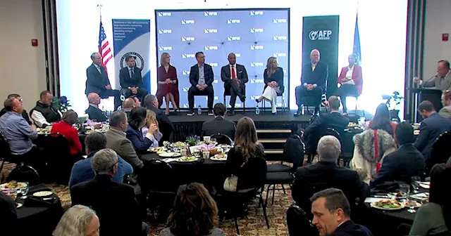 Gubernatorial candidates take part in forum discussing the state of the economy and overall business climate