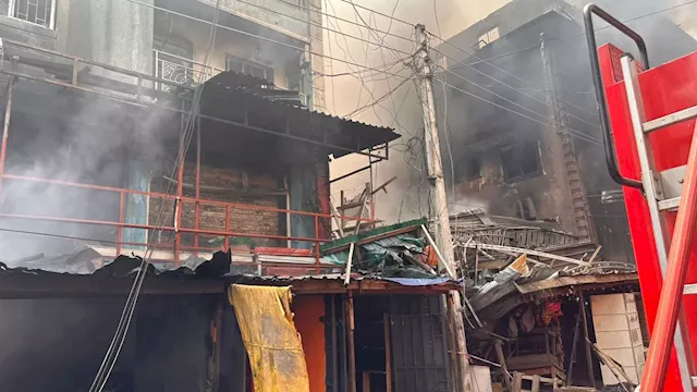 Fire razes four-storey building in Lagos market