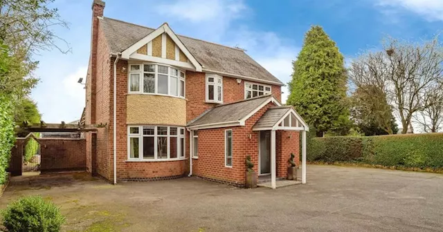 Impressive Five-Bedroom Home with Development Opportunities on the Market