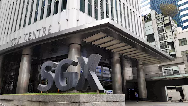 Singapore stocks remained relatively unchanged on Monday—STI dipped by 0.01%