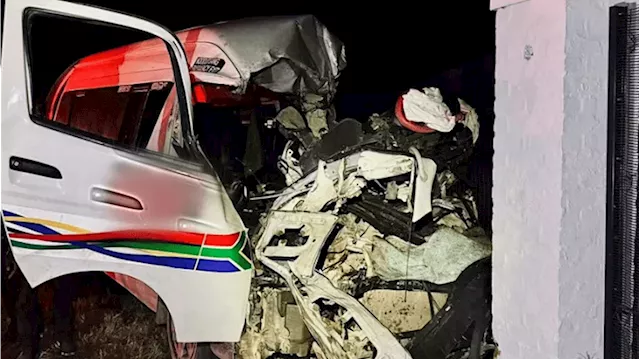 Five killed in Eastern Cape taxi crash - SABC News - Breaking news, special reports, world, business, sport