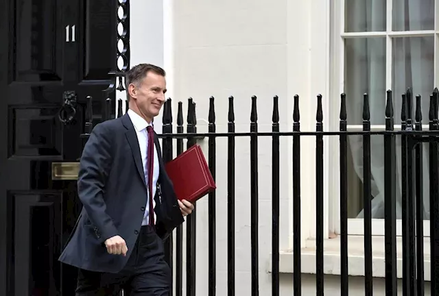 UK finance minister promises NHS £3.4B IT investment to unlock £35B savings