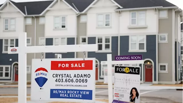 Interprovincial migration helps fuel tight Calgary housing market as inventory falls