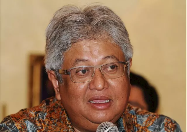 Collaborate with Chinese business community to bring Malaysia forward, Zaid urges politicians