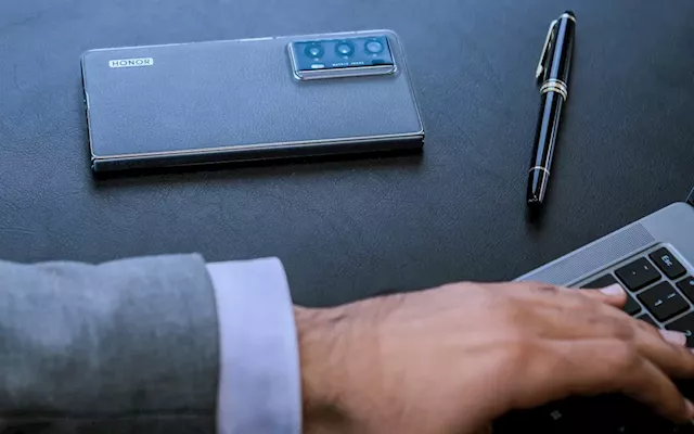 The HONOR Magic V2 foldable is the ultimate business tool