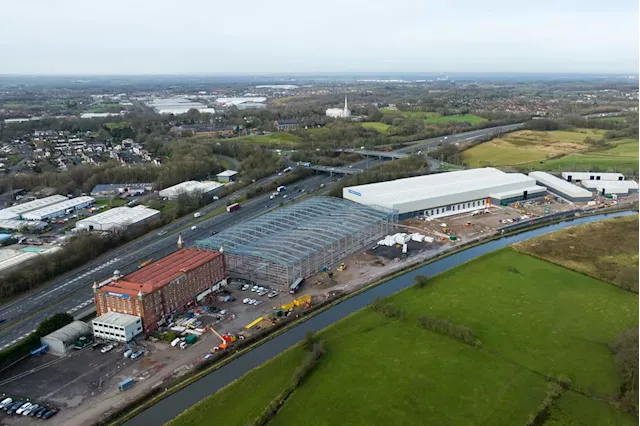 James Donaldson Timber signs up as first tenant at Botany Bay Business Park