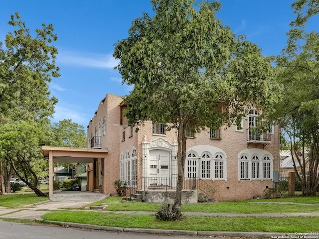 A 1927 San Antonio home built by the Alameda Theater's architect is back on the market