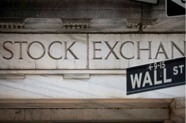 Wall Street ends sharply lower on mixed earnings, sticky inflation, geopolitical fears