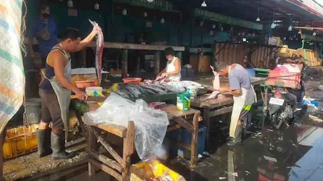 Pasil Fish Market ‘hugaw, baho’