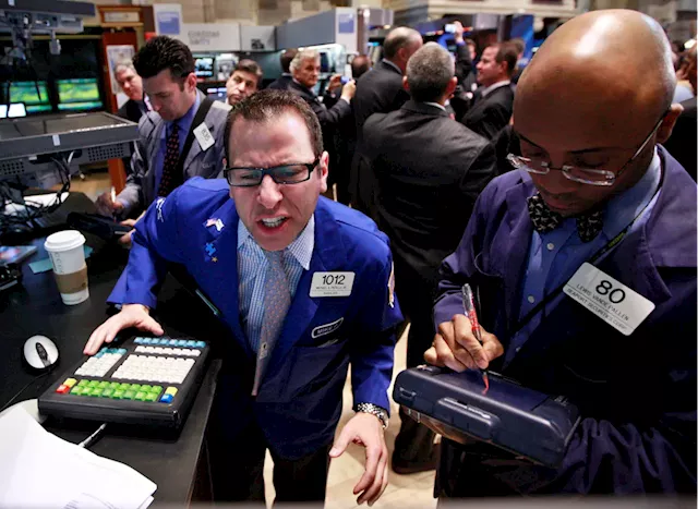 Stock market today: Dow leads markets higher as earnings roll in, Powell comments on inflation