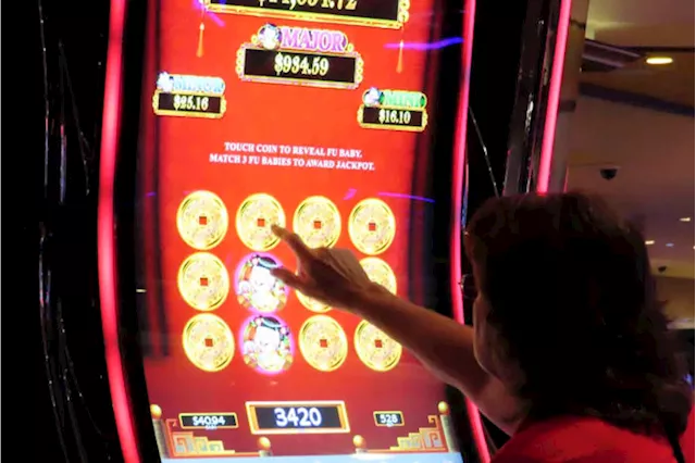 New York competition, smoking, internet betting concerns roil US northeast's gambling market