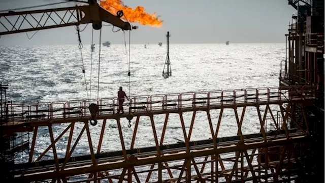 Oil Market Sees Iran Sanctions Having Muted Impact on Exports