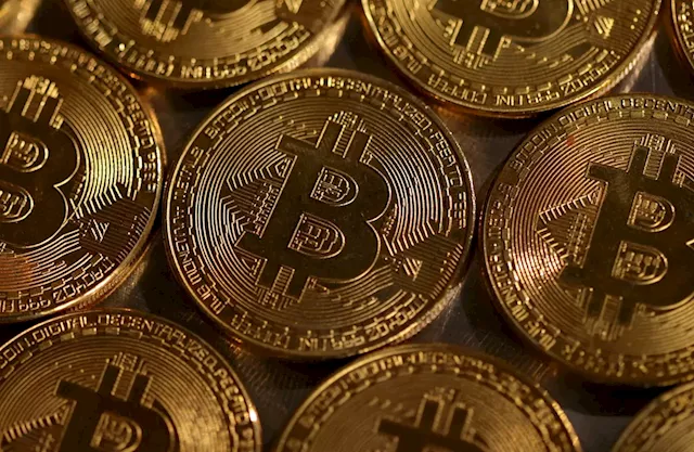 Bitcoin traders shrug off ‘halving’ to focus on broader market risks