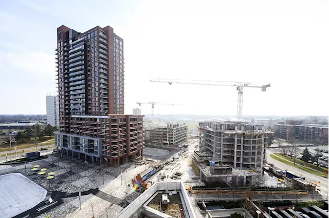 New condo market in Toronto hits 15-year low: ‘It is dead’