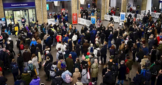 Train drivers at 16 companies to go on strike in Bank Holiday week