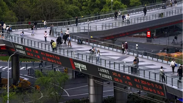 UBS Upgrades China Stocks to Overweight, Cuts Taiwan and Korea