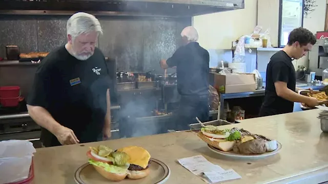 The Burger Pit in San Jose closes for good after 70 years in business