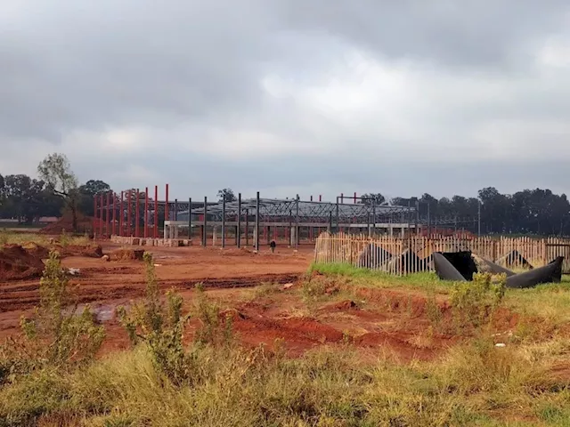 Gauteng developer halts project after jobs ultimatum from business forum