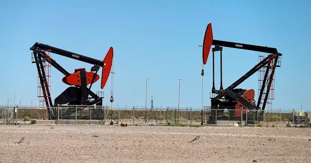 Oil prices rise as US official eases market concerns over economic headwinds