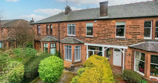 Glasgow west end home in sought after area hits market for less than £500k