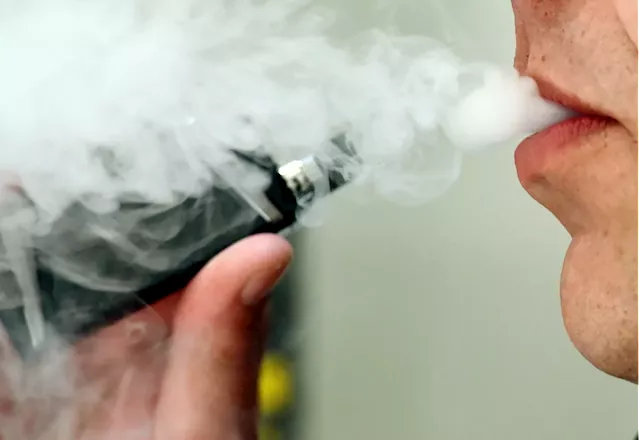 Vape industry advertorial banned for promoting unlicensed devices in newspaper