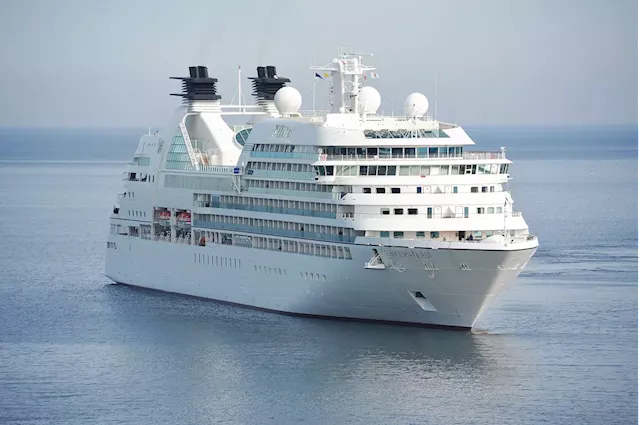 Rough seas or smooth sailing? The cruise industry is booming despite environmental concerns