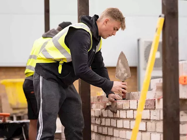 Cash incentive to boost number of construction industry apprentices