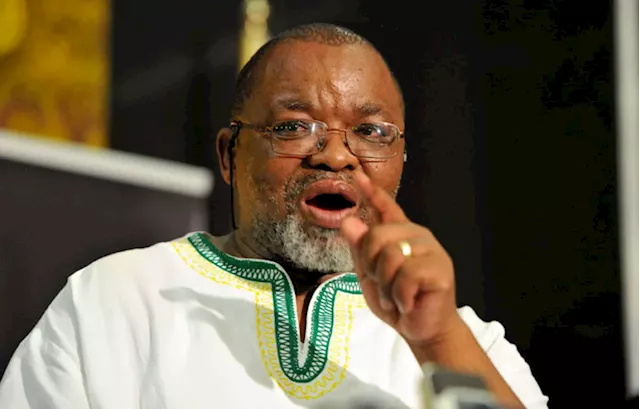 Gwede Mantashe: Shell can leave. Another company will take over