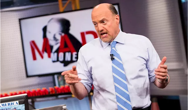 Cramer's week ahead: Earnings from Home Depot, Alibaba, Walmart