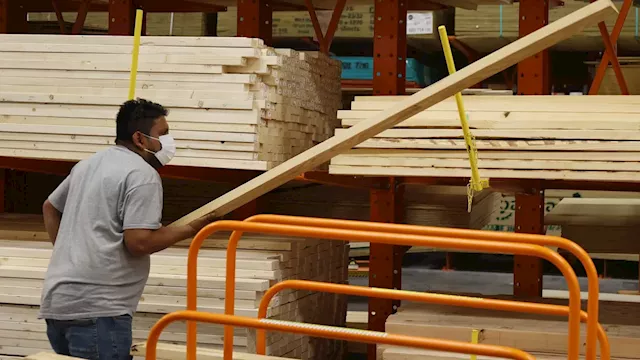 Jim Cramer says Home Depot’s earnings bolster the investment case for a different retail stock