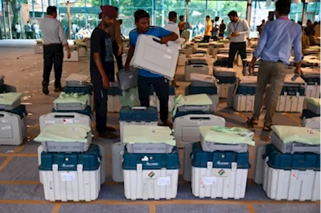 Business and Bollywood votes in India election