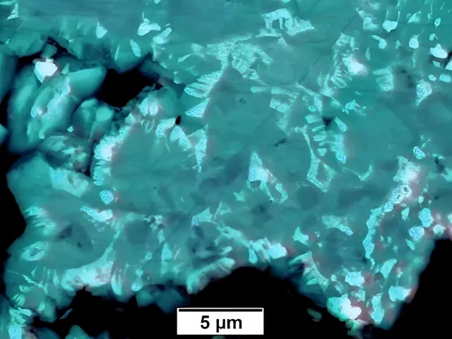 New research unveils extreme complexity in formation of rare earth mineral vital for tech industry