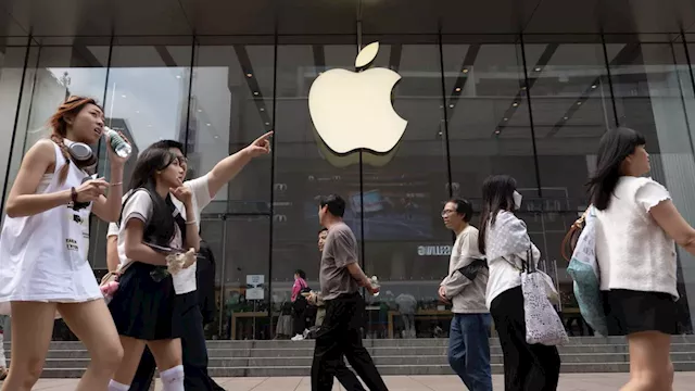 Jim Cramer points to new, 'very bullish' signs that Apple's China business is on the mend