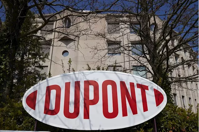 DuPont to separate into three independent companies