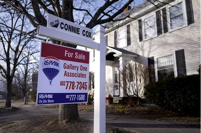 New home sales fell in April as mortgage rates weighed down housing market