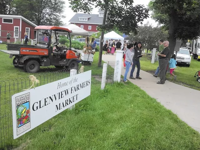 Village trustees give preliminary approval for special liquor license at Glenview Farmers Market