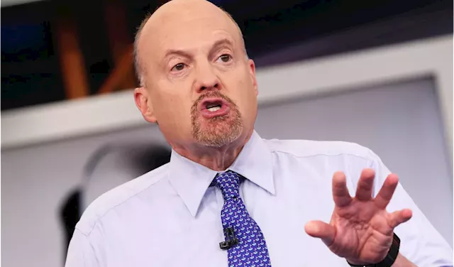 Cramer's week ahead: Earnings from Costco, Dell, Ulta and Dollar General