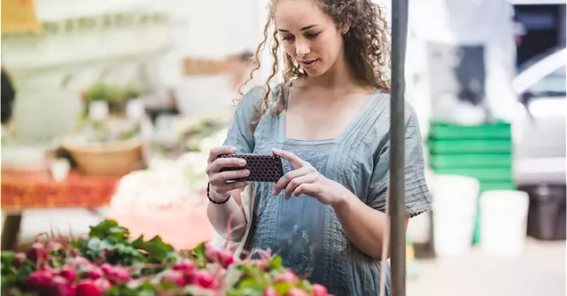 The 5 Rudest Things People Do At The Farmers Market That Vendors Hate