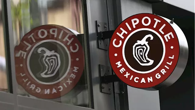 No, Chipotle Doesn’t Automatically Give Bigger Portions If Customers Videotape Staff, Company Says