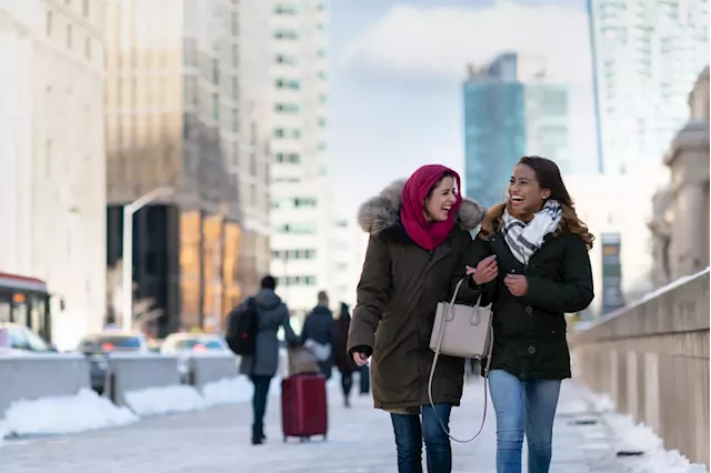 Canada's 'super strong' immigration boom could boost these TSX-listed stocks