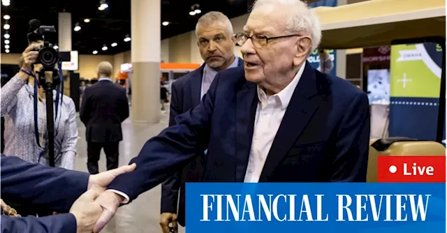 Berkshire cash hoard scores another record as earnings gain