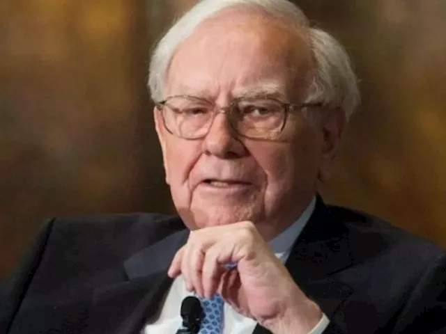 Warren Buffett: AI-Powered Scams Are Crooks’ ‘Growth Industry of All Time’