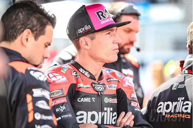 Aleix Espargaro and Aprilia twitchy amid rider market as retire question looms