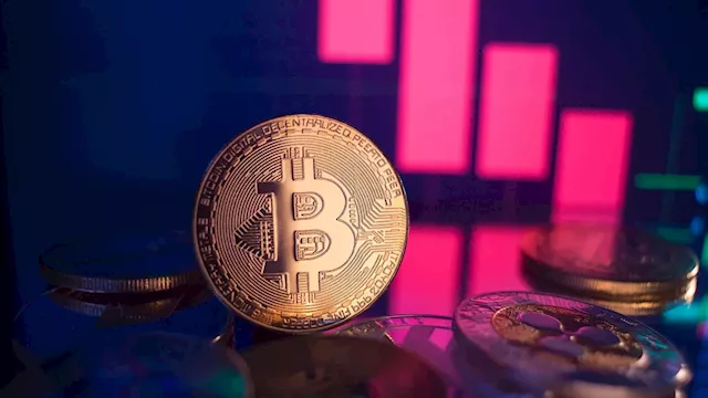 Stocks soar, Bitcoin stumbles as Robinhood Wells notice dampens crypto sentiment