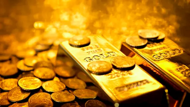 Gold stocks and ETFs to buy right now, according to the pros