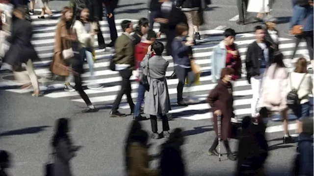 Japan Should Let Married Women Keep Names, Business Lobby Says