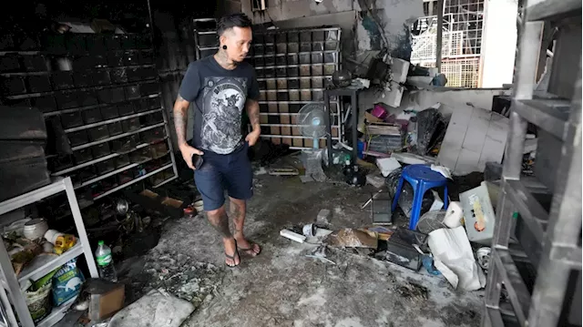 Fire at Thailand's famous Chatuchak Weekend Market kills hundreds of caged animals